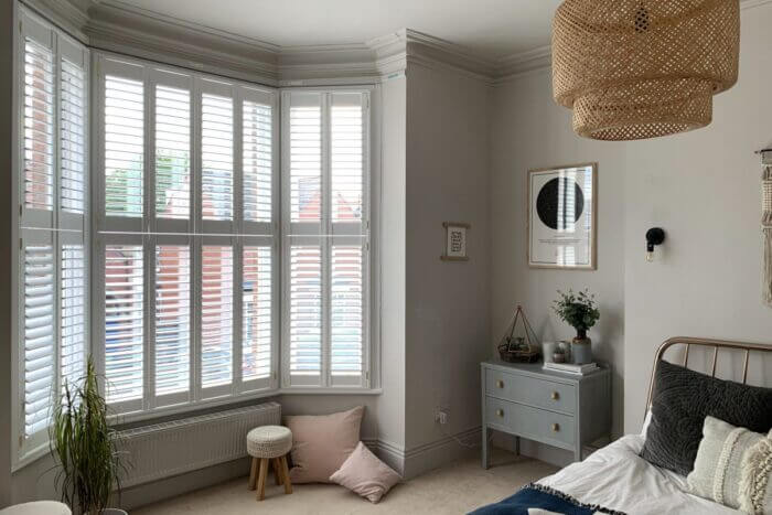 bay window shutters preview 1200x800 1